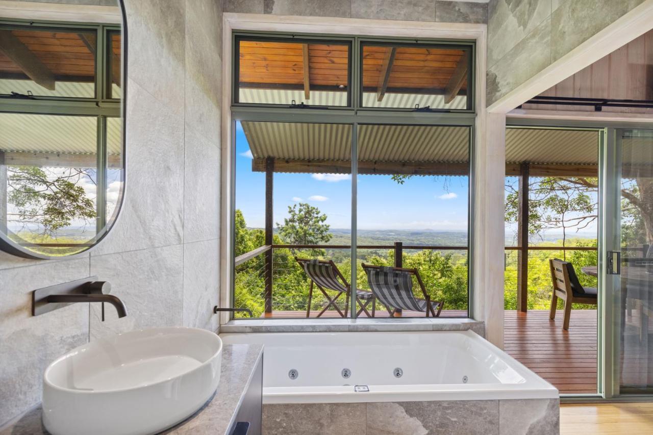 Treetops Seaview Montville Exterior foto