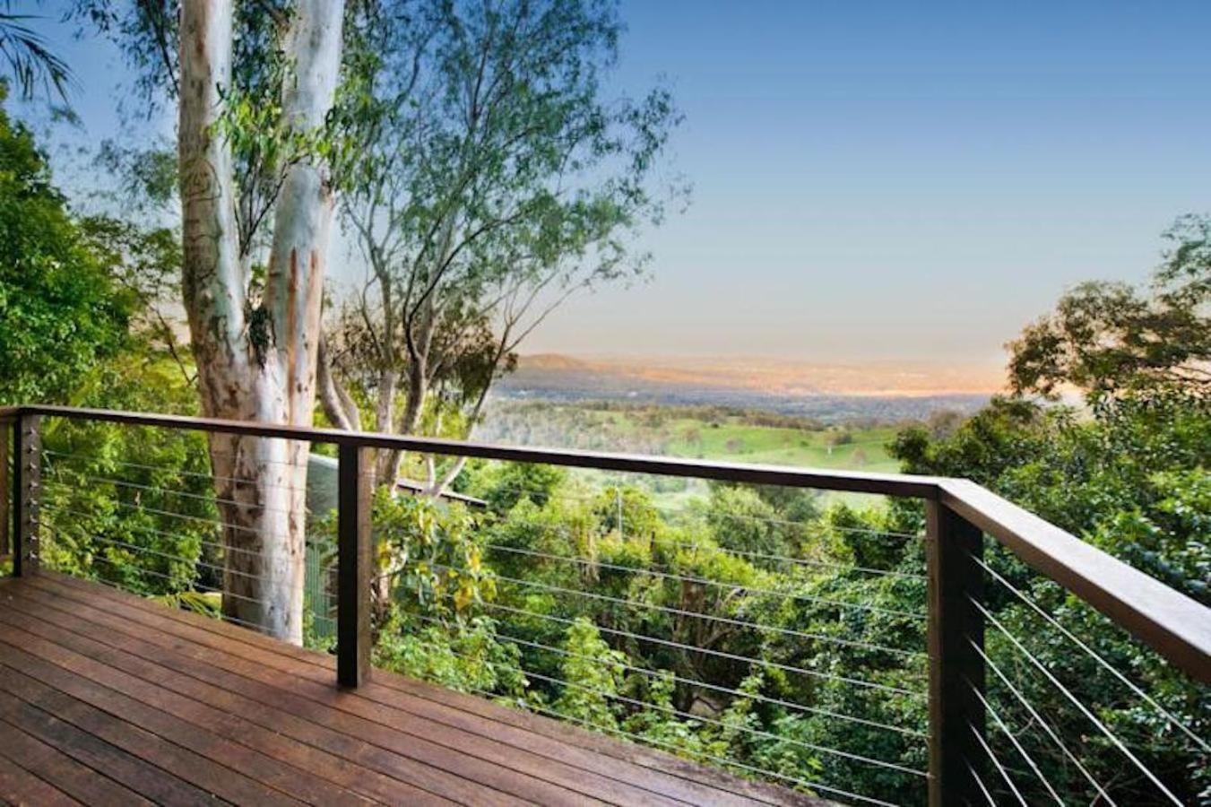 Treetops Seaview Montville Exterior foto