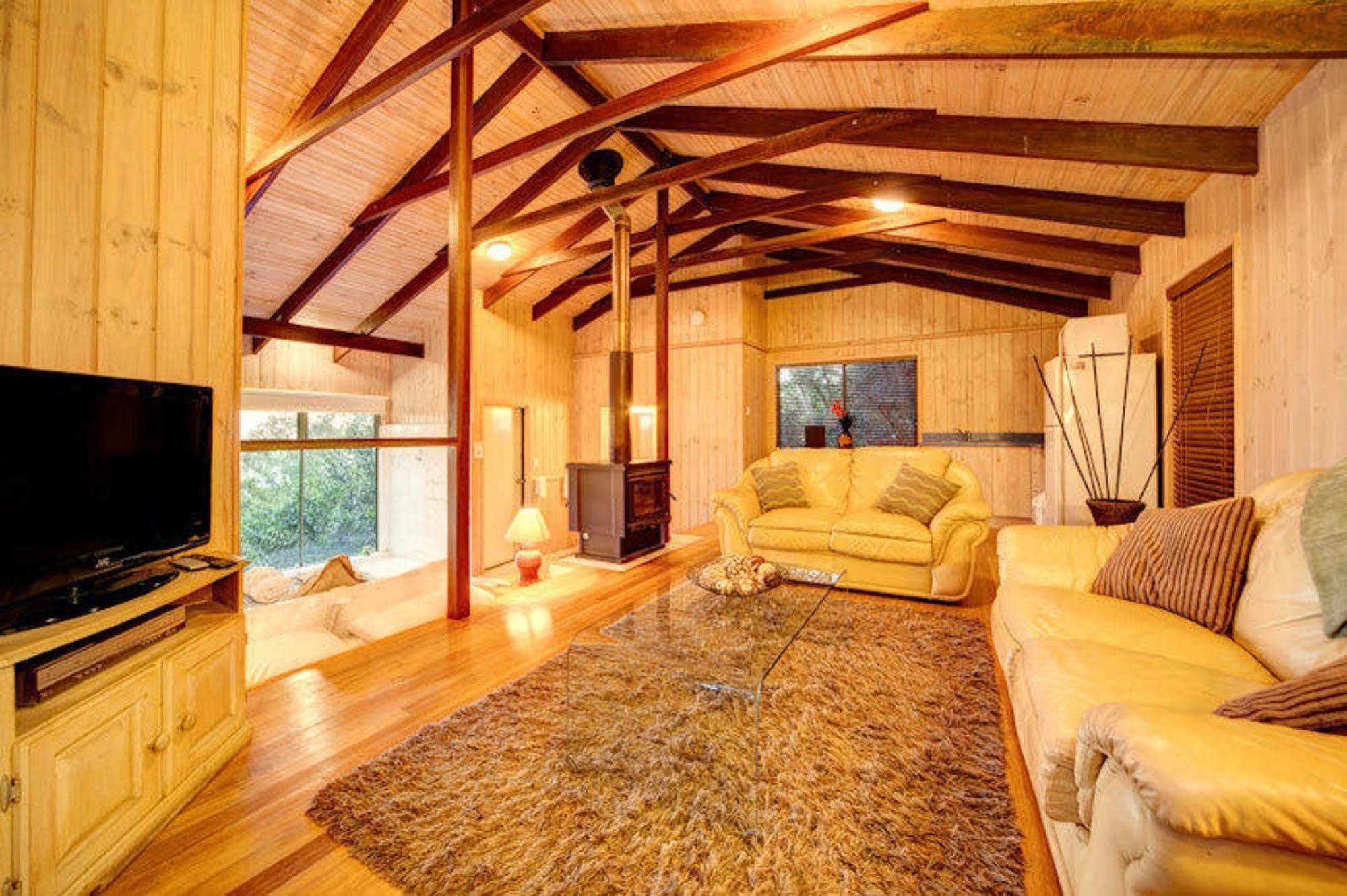 Treetops Seaview Montville Exterior foto