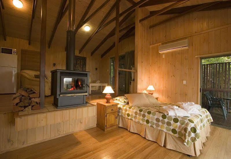 Treetops Seaview Montville Exterior foto