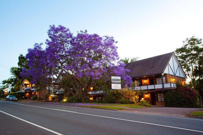Treetops Seaview Montville Exterior foto